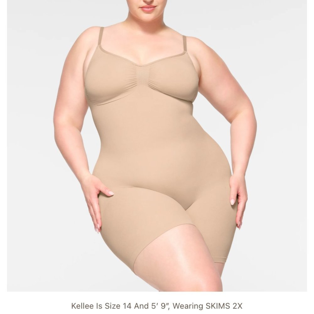 NWOT SKIMS Sculpting Bodysuit Mid Thigh Open Gusset In MICA 2X/3X